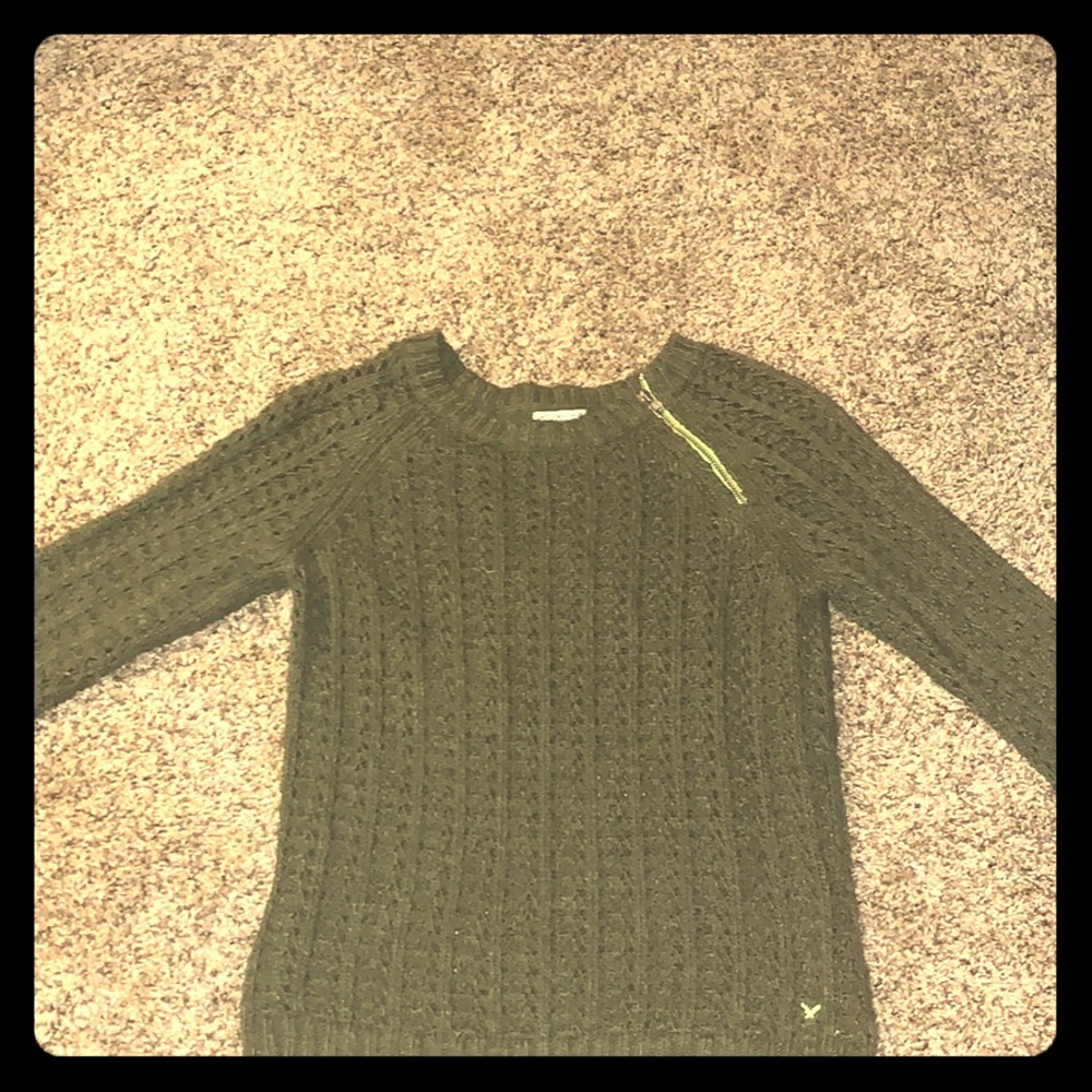 American eagle green sweater